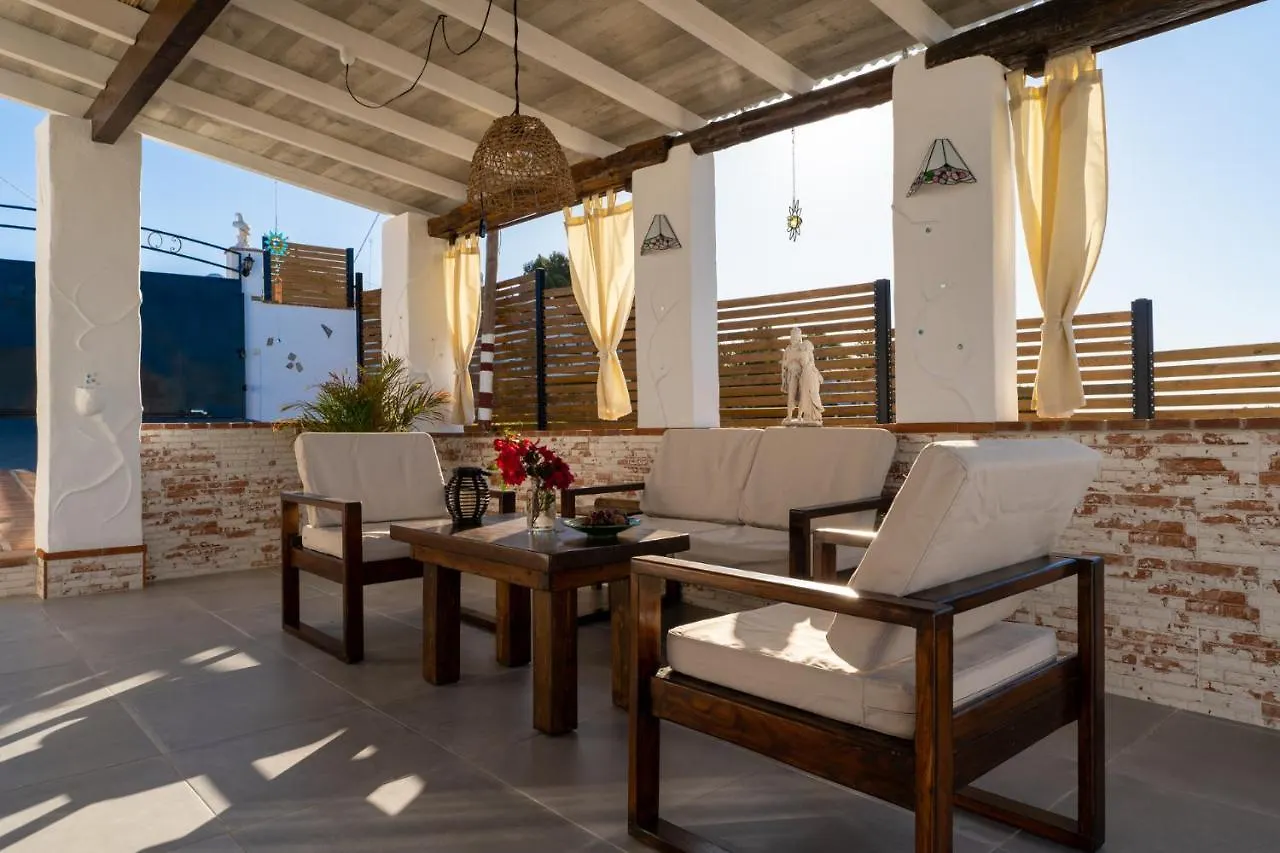 Casa Herrero Nerja Tatil Evi