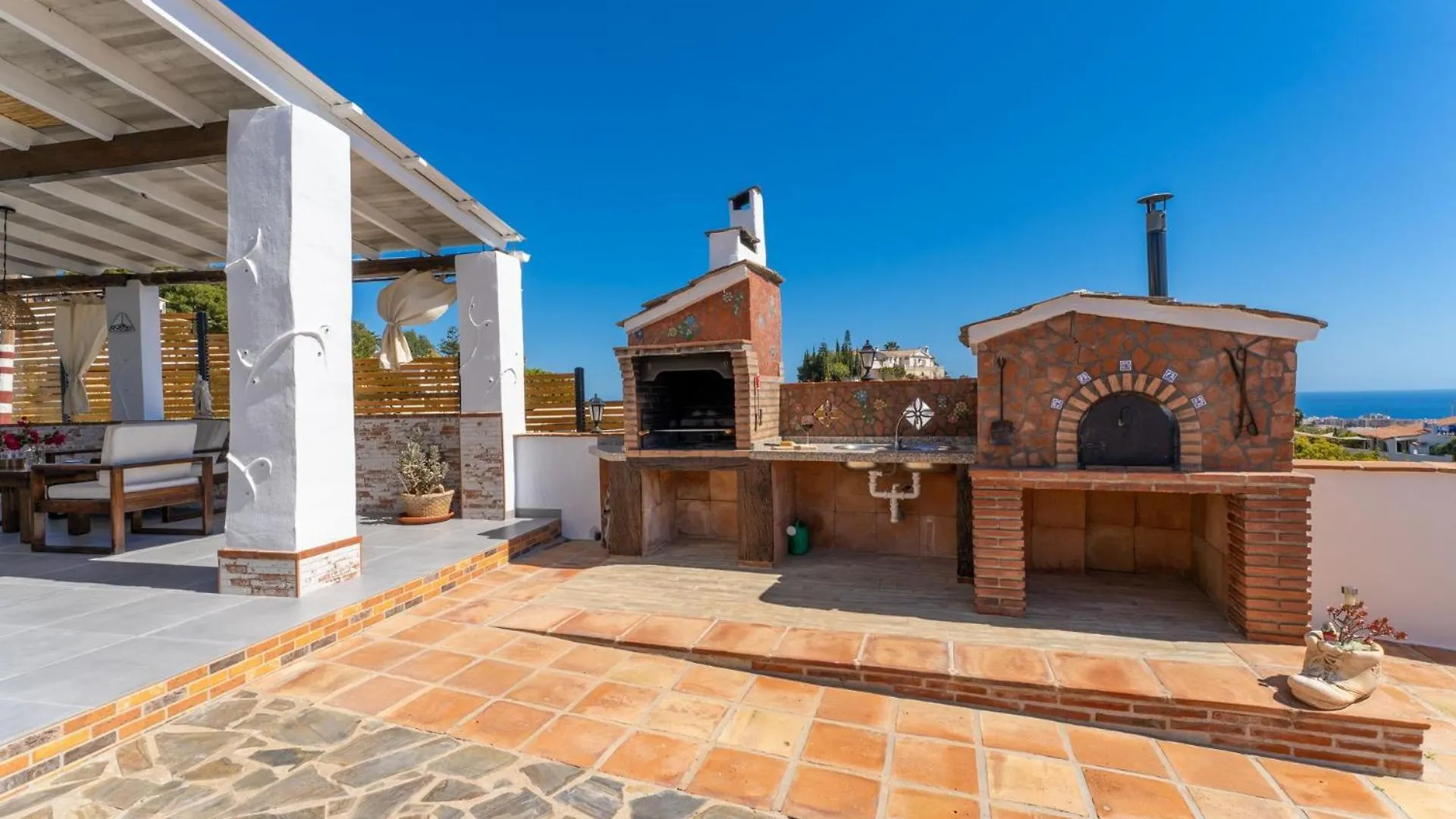 Casa Herrero Nerja Tatil Evi